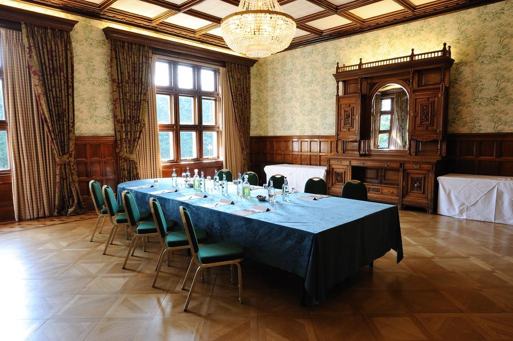 מלון טרינג Pendley Manor מראה חיצוני תמונה